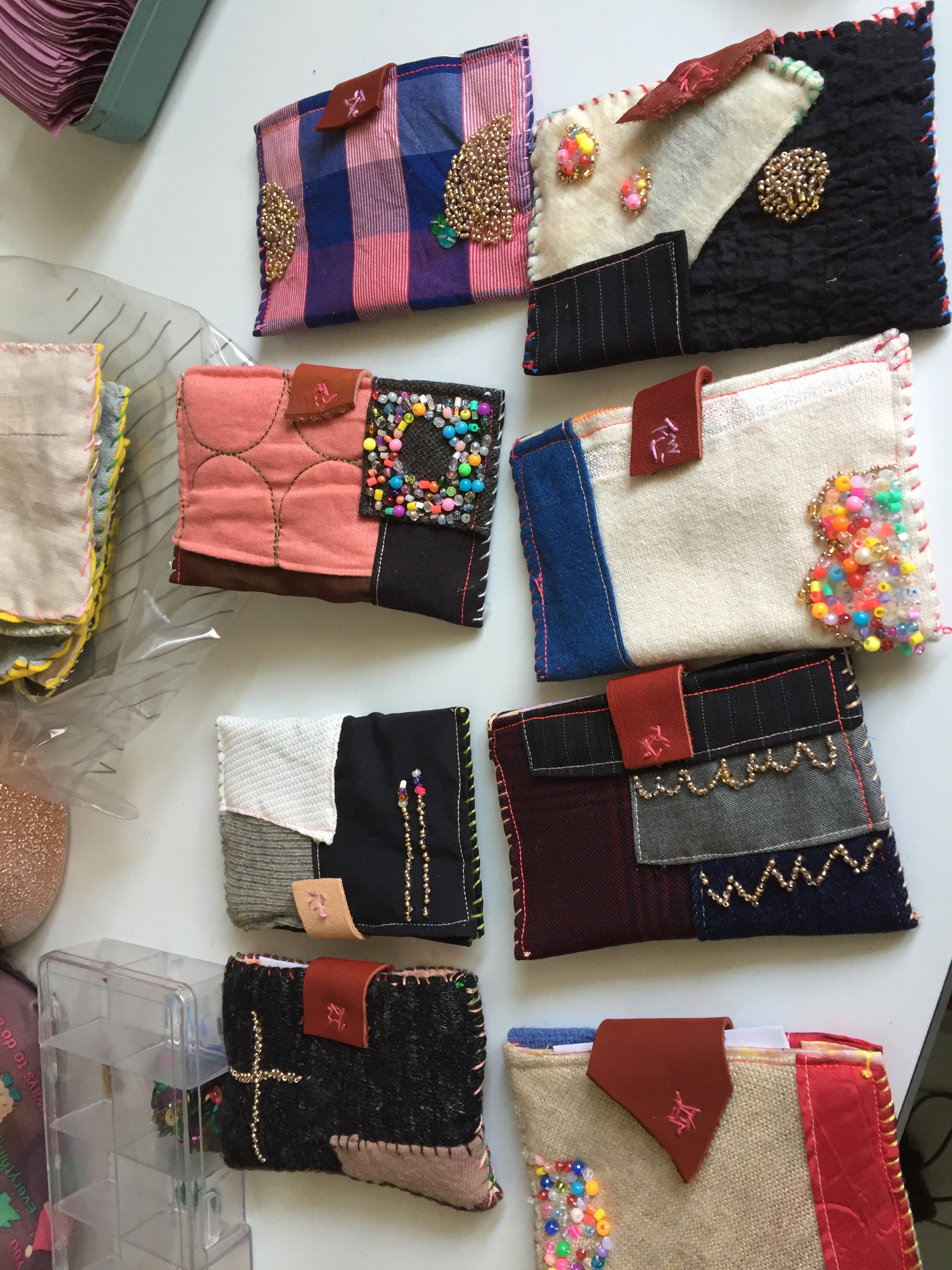 E71CDE55-4898-464F-8B28-AA6AD61FC6B6